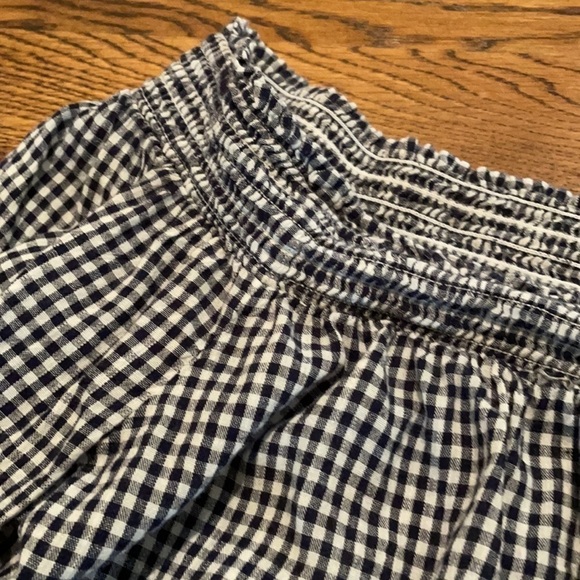 Old Navy M off the shoulder blue and white gingham print top - Picture 4 of 8